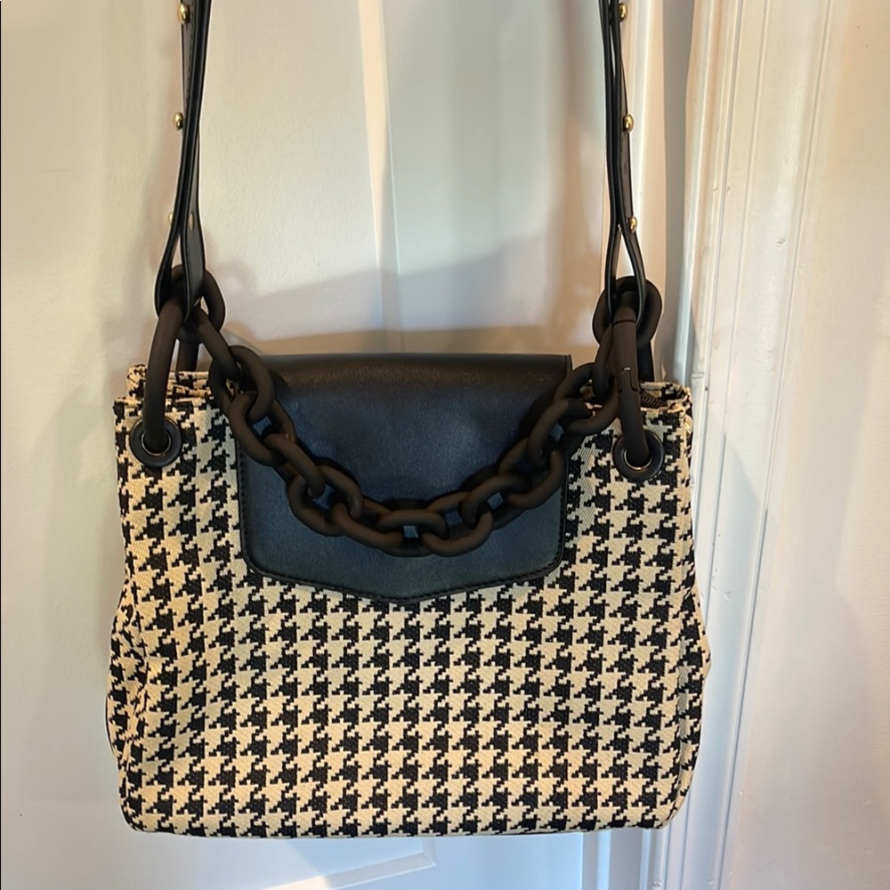 Houndstooth Patterned Women's Bag with Black Accents